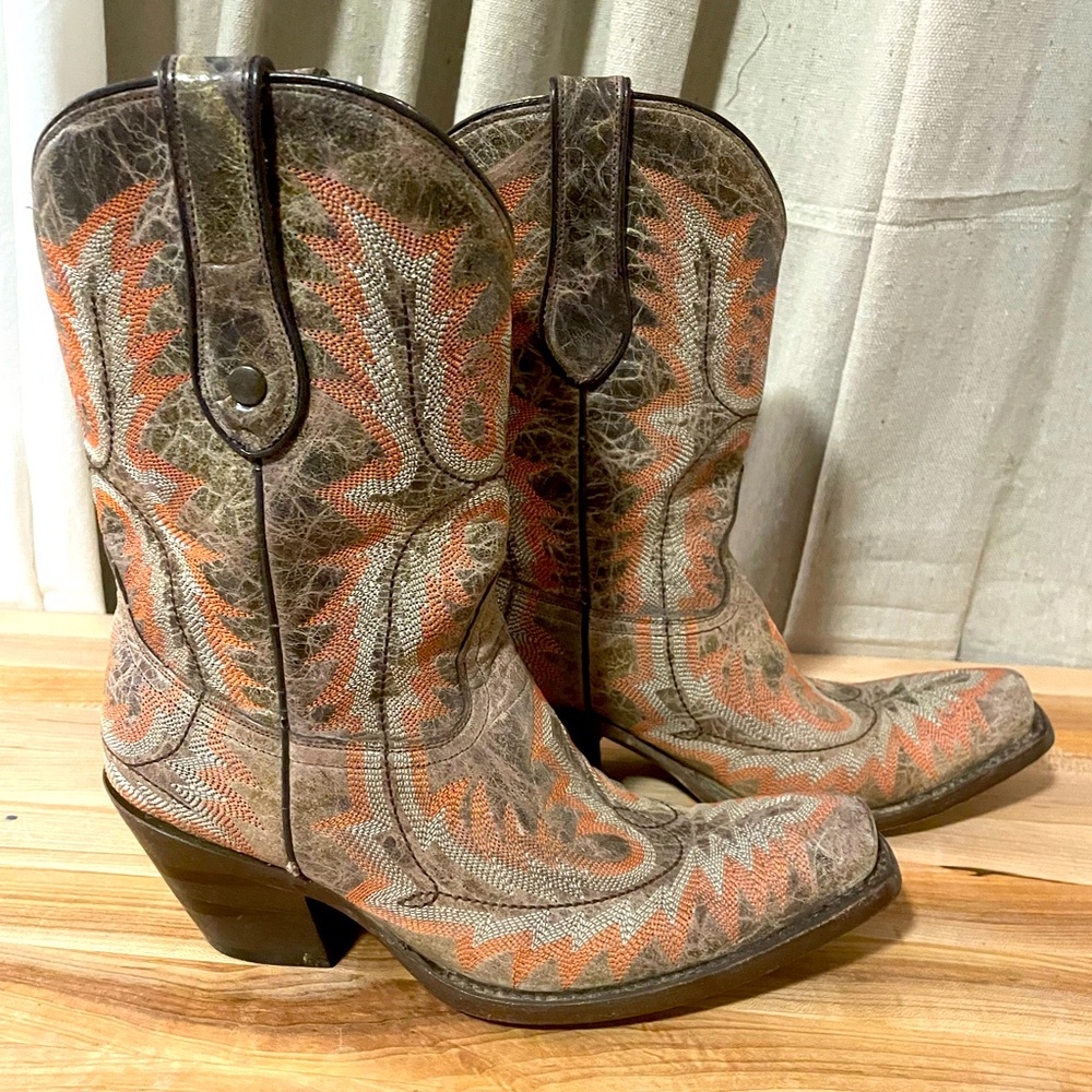 WOMENS CORRAL WESTERN BOOTS SIZE 8.5